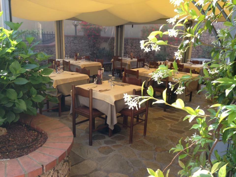 Albergo Ristorante Bergallo Tovo San Giacomo Εξωτερικό φωτογραφία